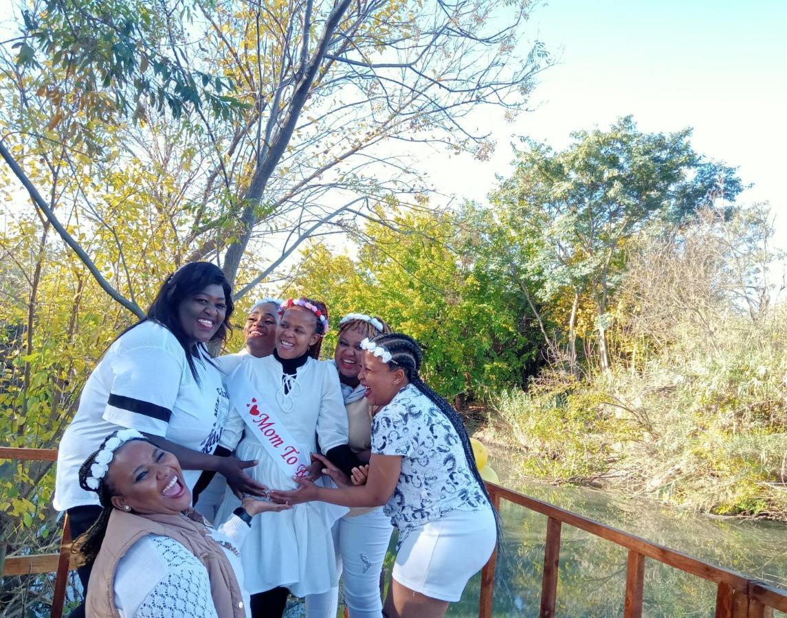 Shalom Place Of Peace Vasfontein Kültér fotó